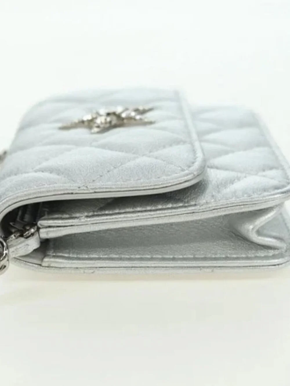CHANEL Chain Shoulder Bag Leather Silver CC Auth 170531SAM